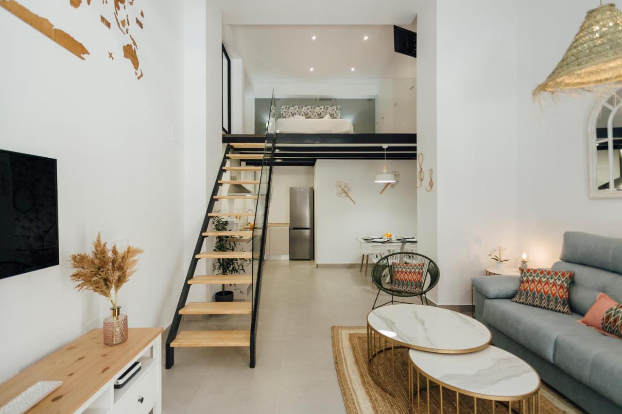 Tu Casa Duplex En Triana Apartman Sevilla Kültér fotó